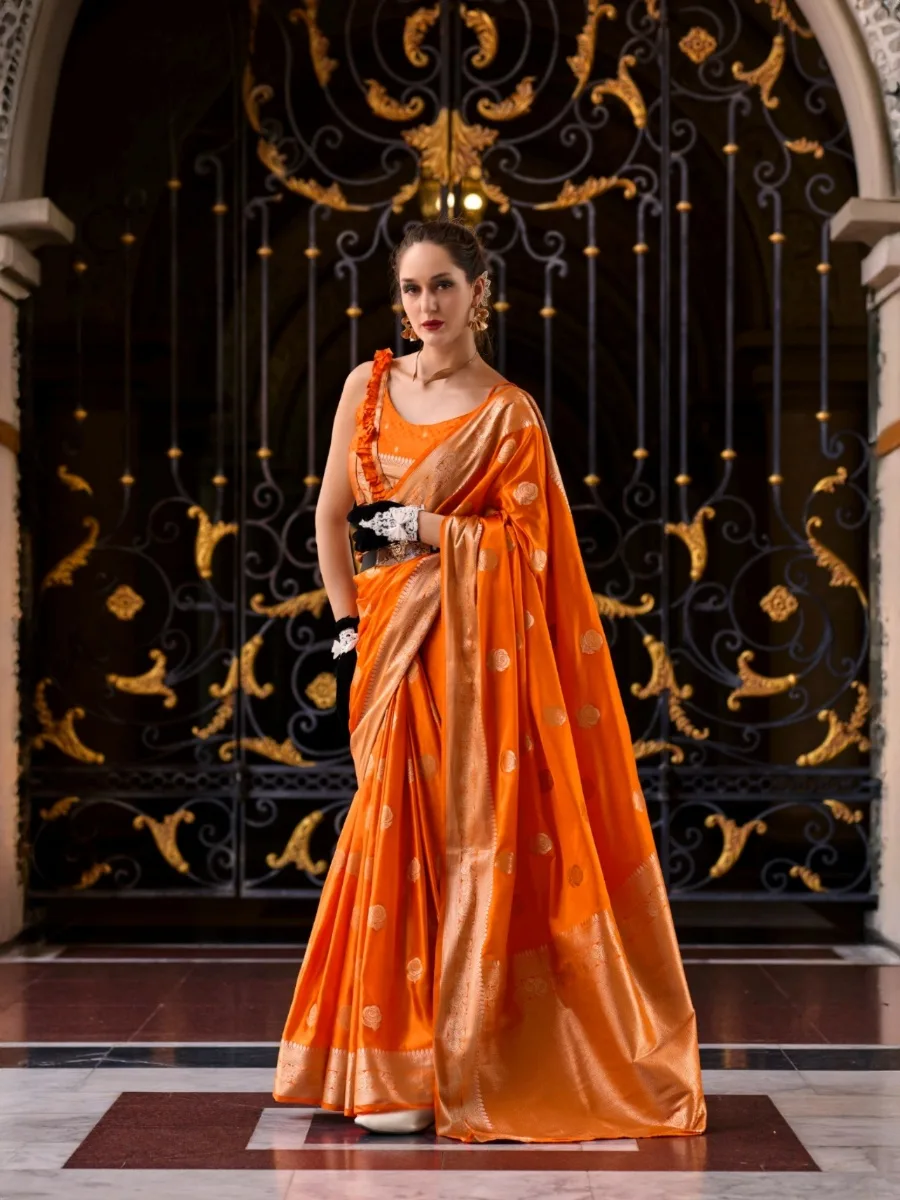 Classic Mangha Silk Saree with Smooth Satin Texture - Image 12