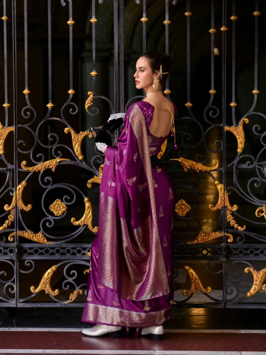 Classic Mangha Silk Saree with Smooth Satin Texture - Image 15