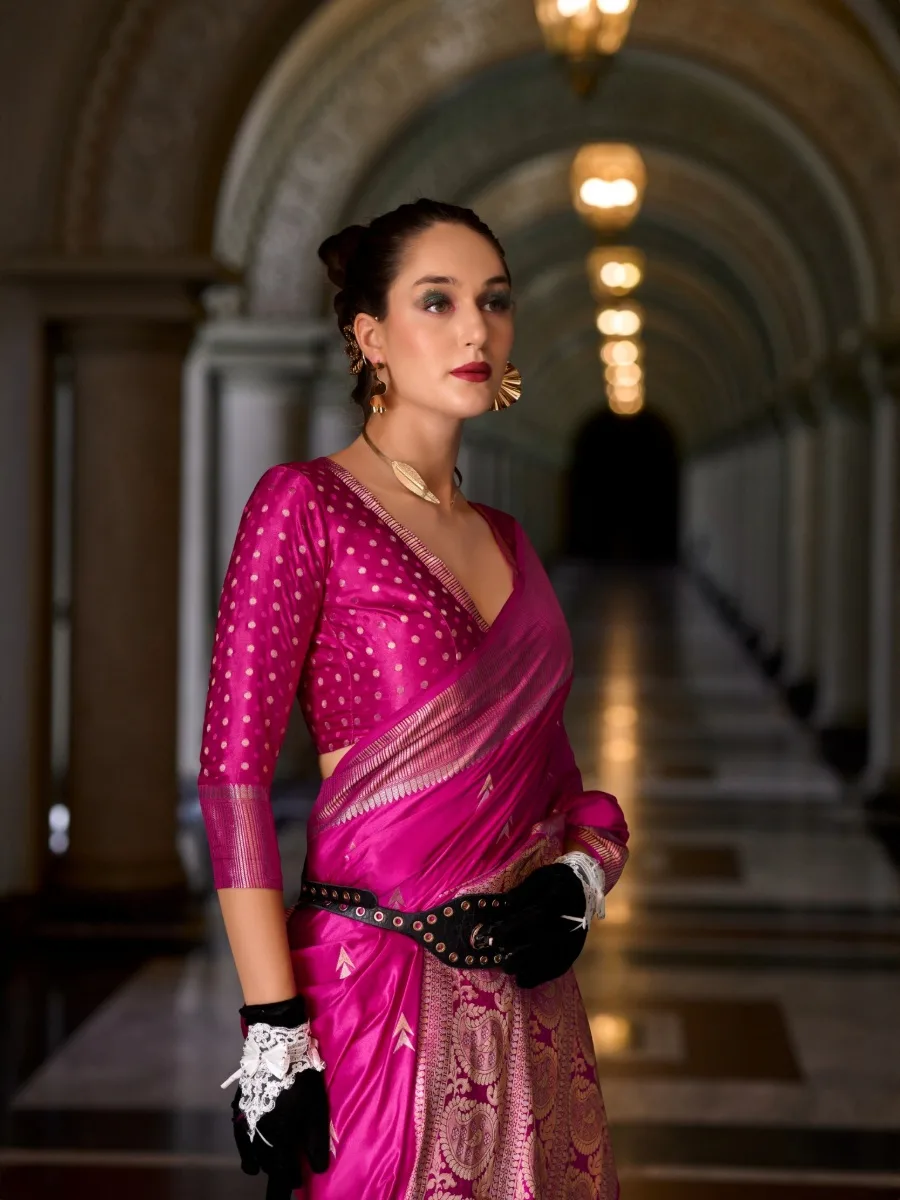 Classic Mangha Silk Saree with Smooth Satin Texture - Image 21