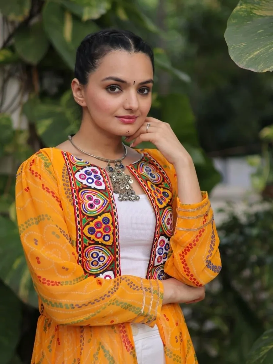 Bandhani Print Kutchi Patchwork Shrug in Faux Georgette - Image 6