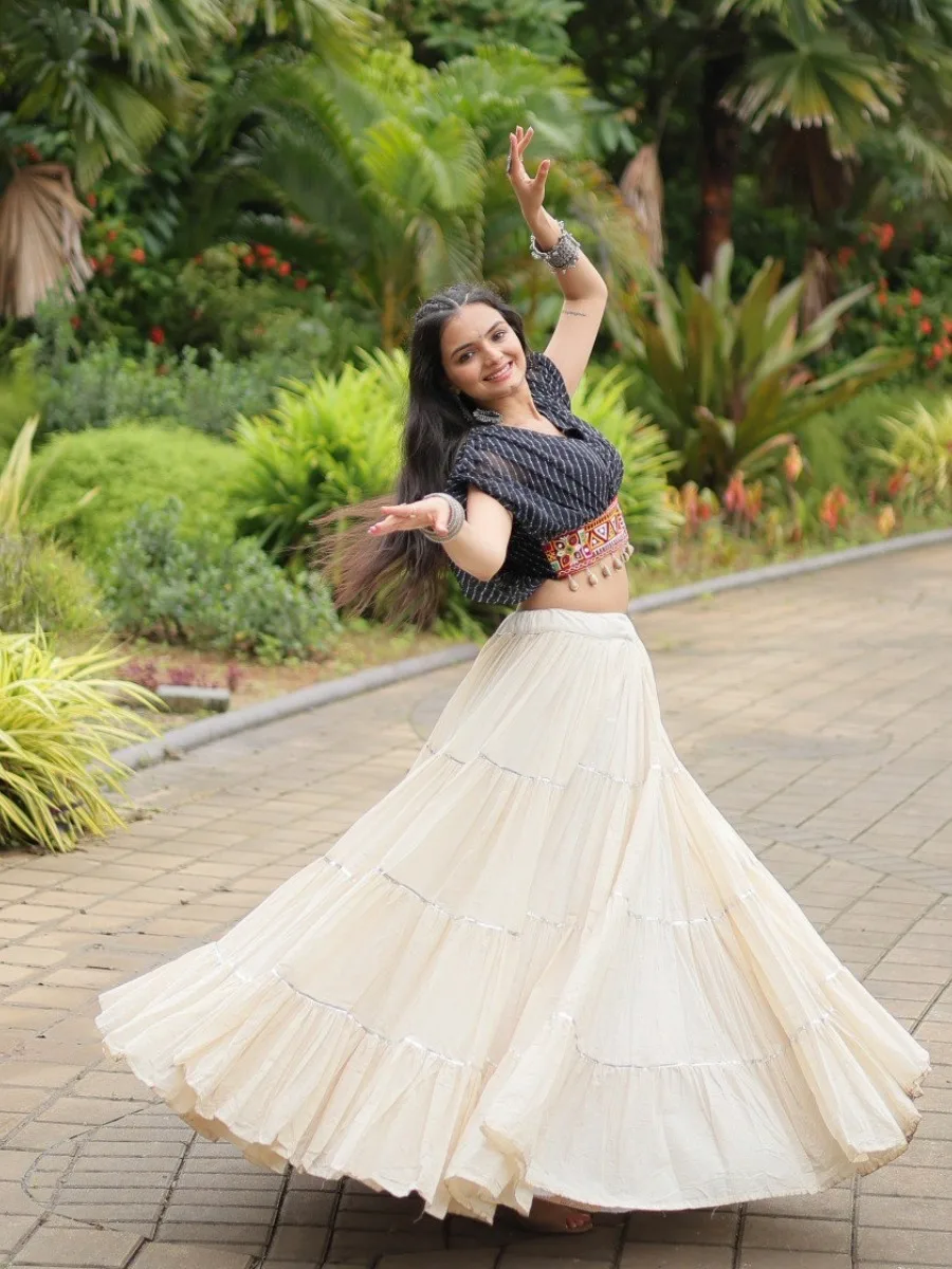 Kutchi Leheriya Royale Lehenga Choli Set - Image 13